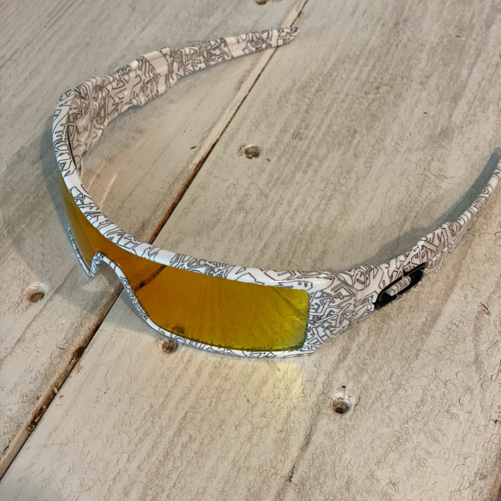 Oakley Oil Rig Sunglasses- special edition